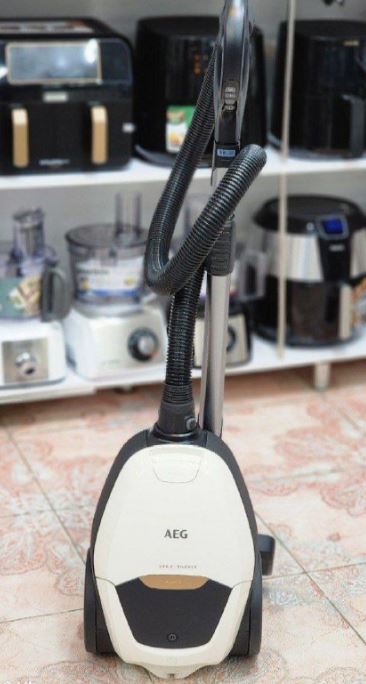 جاروبرقی هوشمند آاگ AEG آلمان